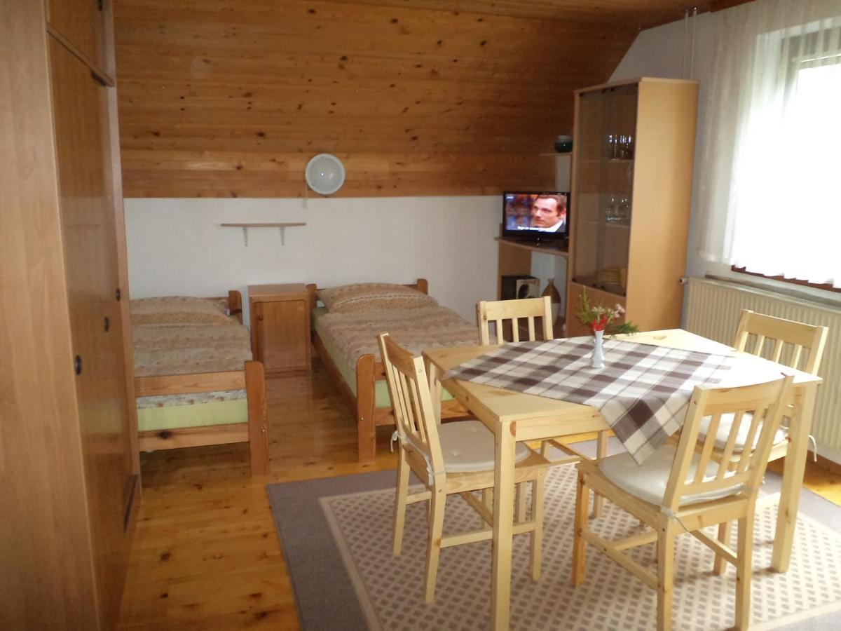 Апартаменты Apartma Podlogar Golica Triglav Есенице Экстерьер фото